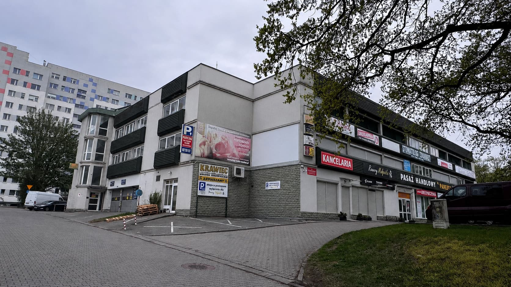 Parking w Kołobrzegu, garaż wielopoziomowy Pasaż Parsęta, ul. Łopuskiego 27